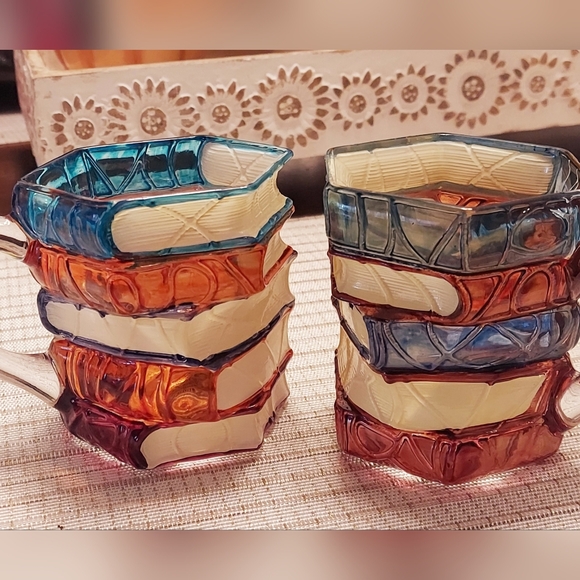 Colorful Stacked Book Glass Mugs Set NWOT - Picture 9 of 10